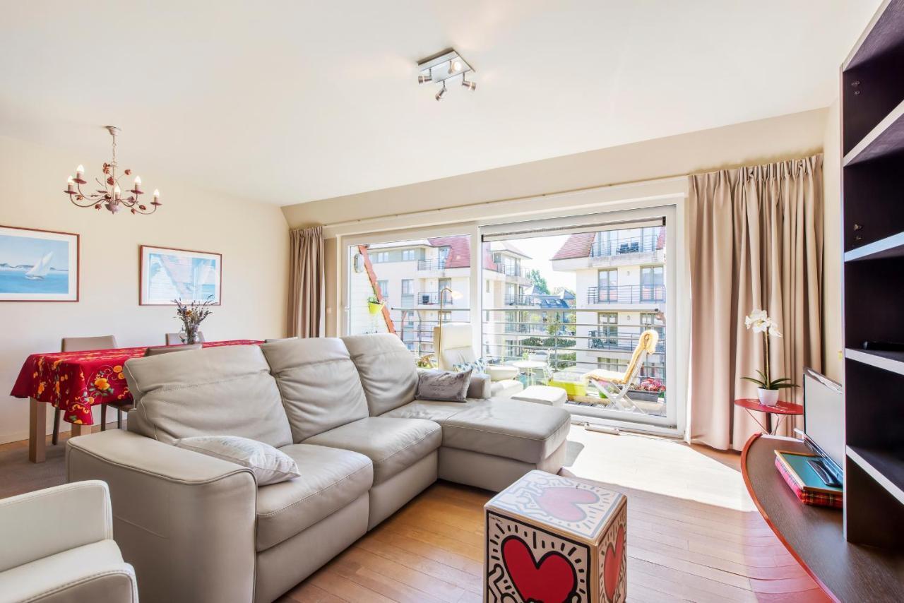 Bright Apartment With 2 Terraces In De Panne Exterior photo